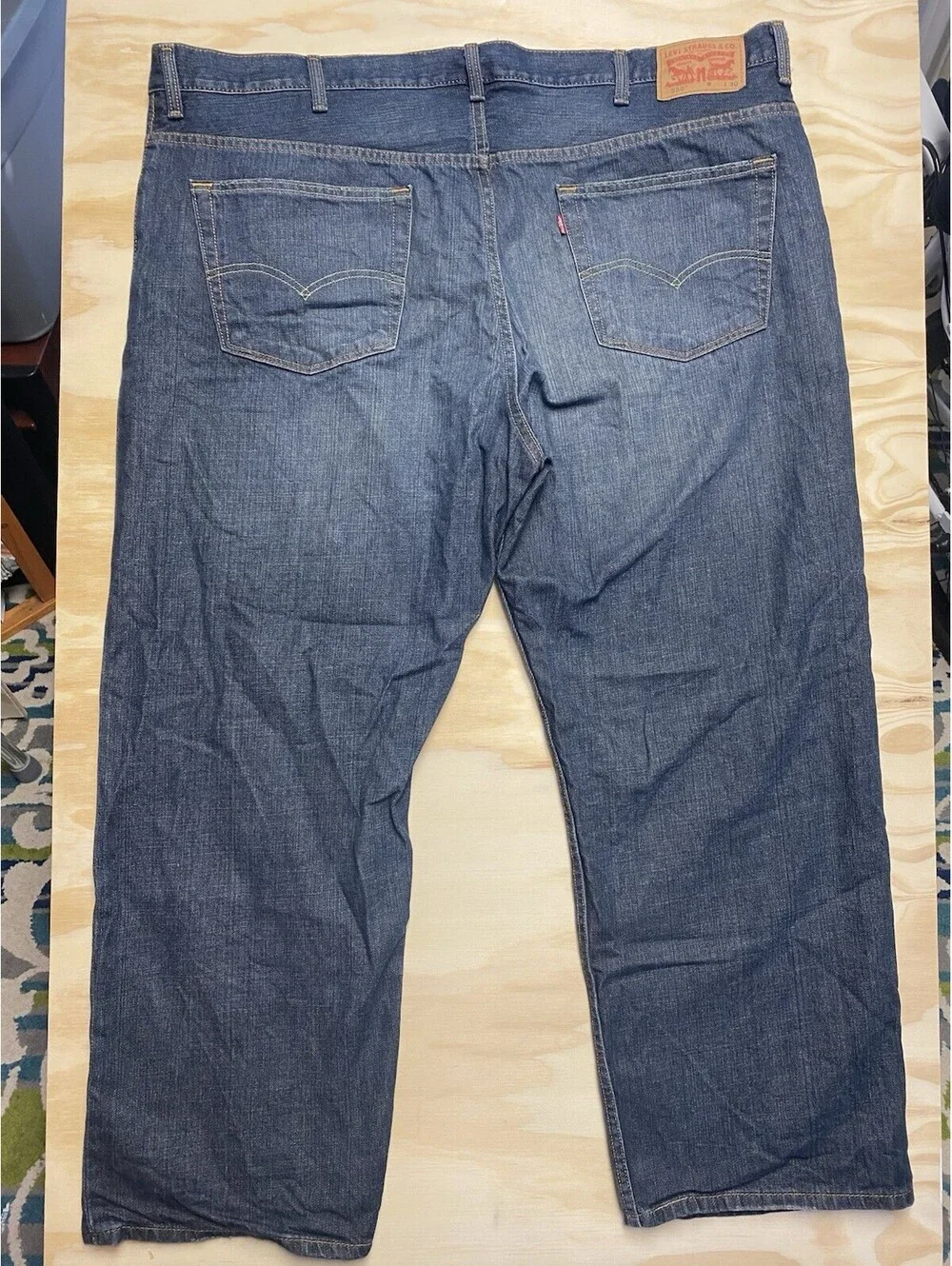 Levi’s 559 Relaxed Straight Men’s Blue Jeans W48 L30 Dark Wash Denim Pants